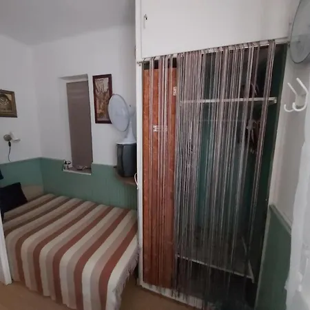Midi Room, Free Parking, Terrace, Ac, Wifi